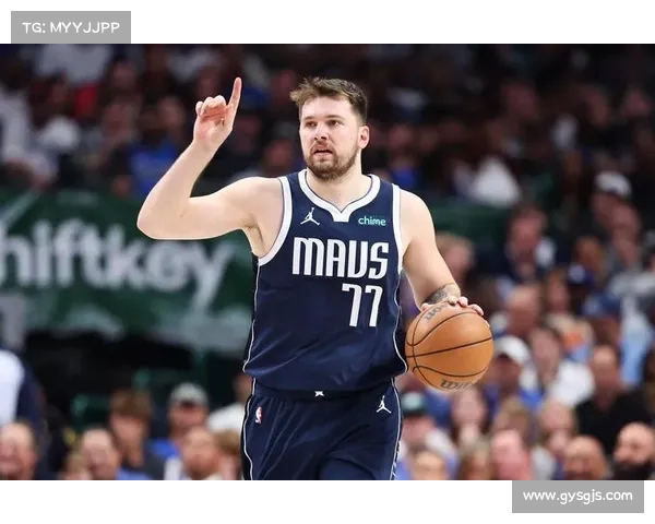 《深度解析NBA赛事背后故事,带你走进篮球世界的精彩瞬间》 《深度解析NBA赛事背后故事,带你走进篮球世界的精彩瞬间》