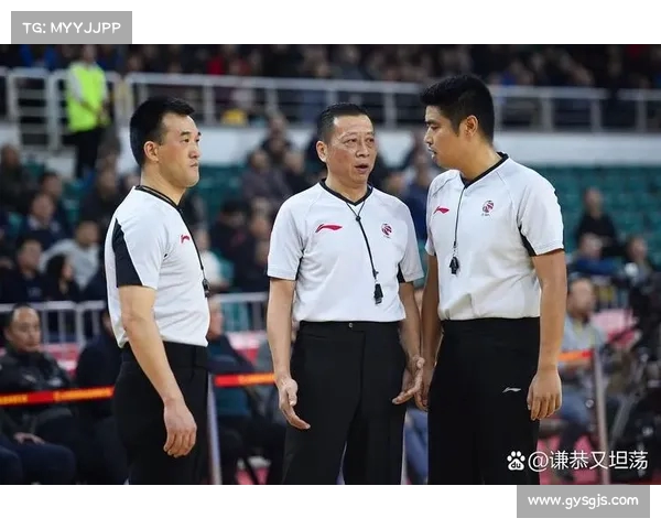 教练发布会正式召开 新赛季目标与球队规划首次亮相 教练发布会正式召开 新赛季目标与球队规划首次亮相