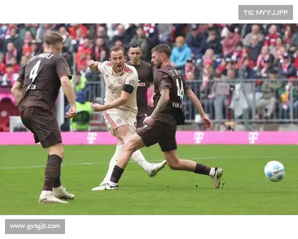 德甲新赛季精彩开启拜仁多特领跑沙尔克回归豪门之路 德甲新赛季精彩开启拜仁多特领跑沙尔克回归豪门之路